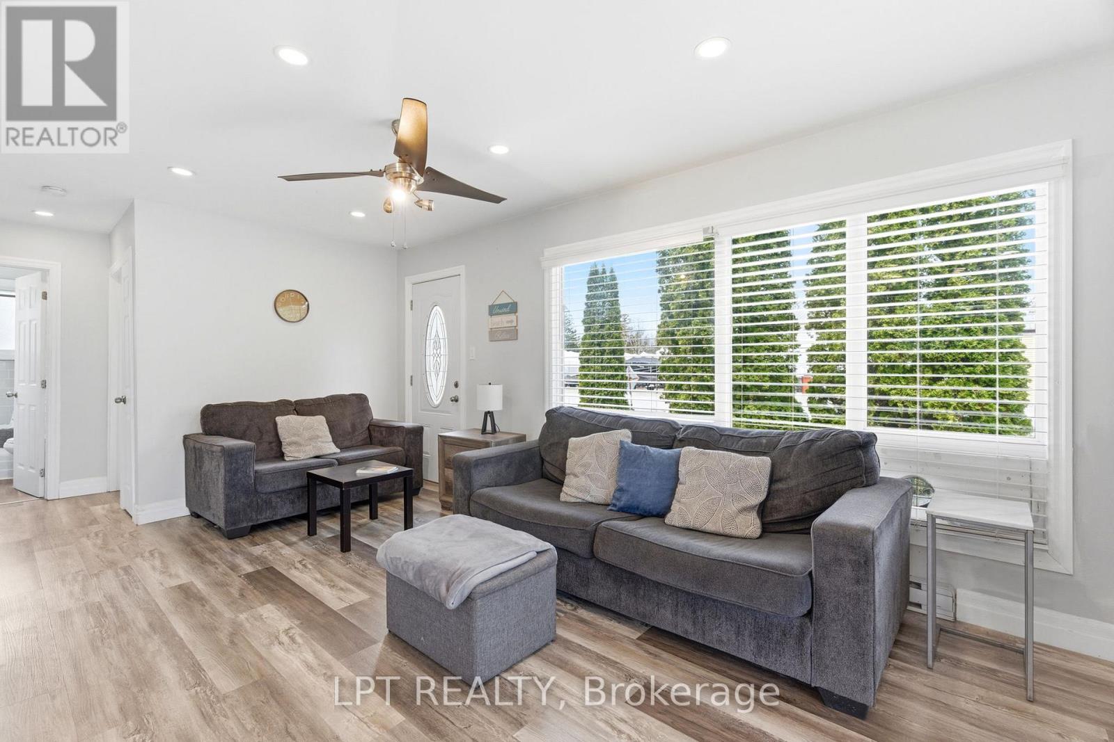 7597 Biddulph Street, Lambton Shores, Ontario  N0M 2L0 - Photo 19 - X12986112