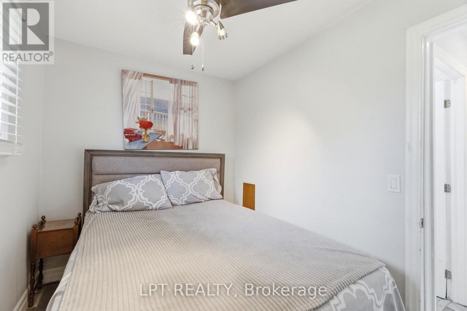 7597 Biddulph Street, Lambton Shores, Ontario  N0M 2L0 - Photo 24 - X12986112