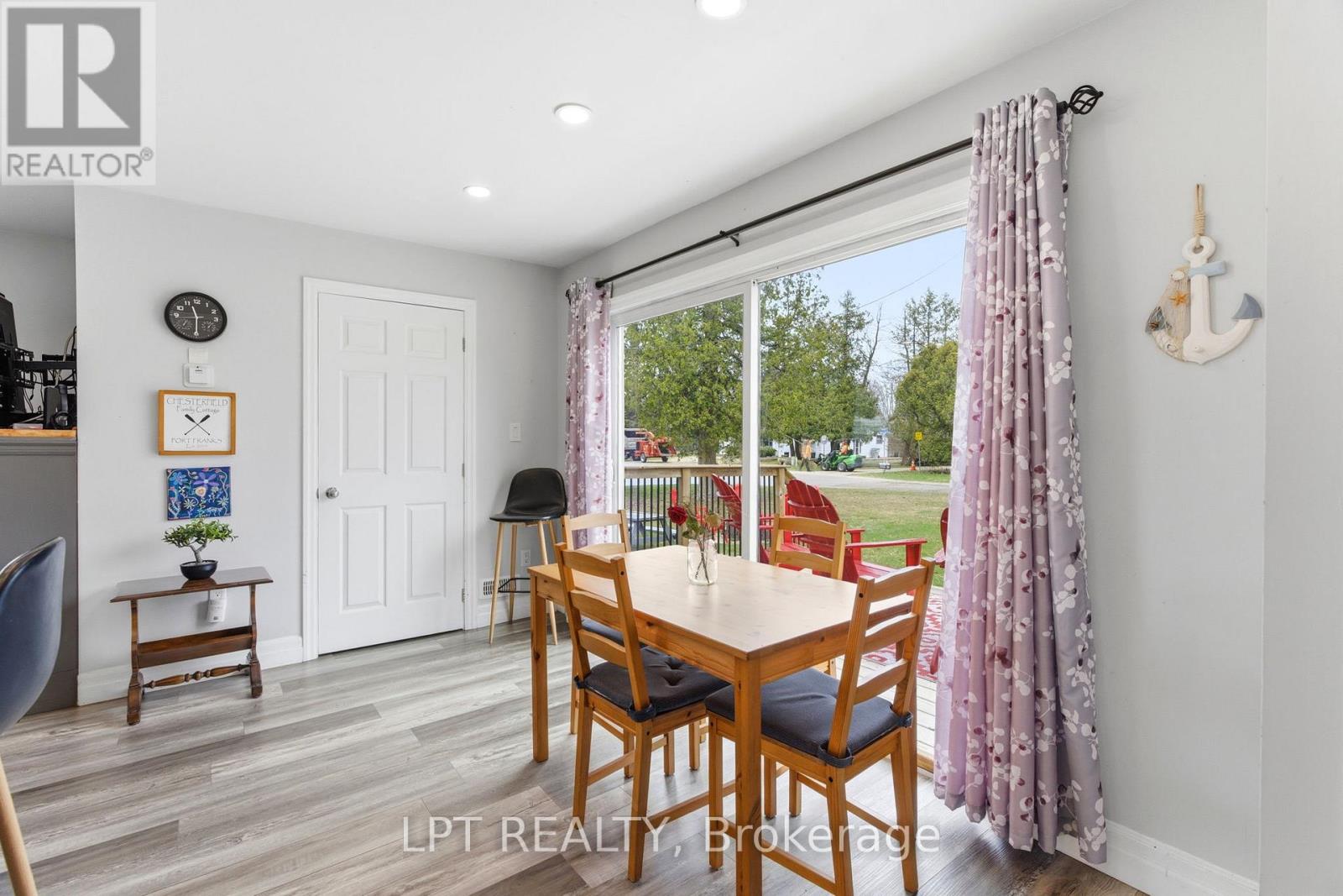 7597 Biddulph Street, Lambton Shores, Ontario  N0M 2L0 - Photo 12 - X12986112