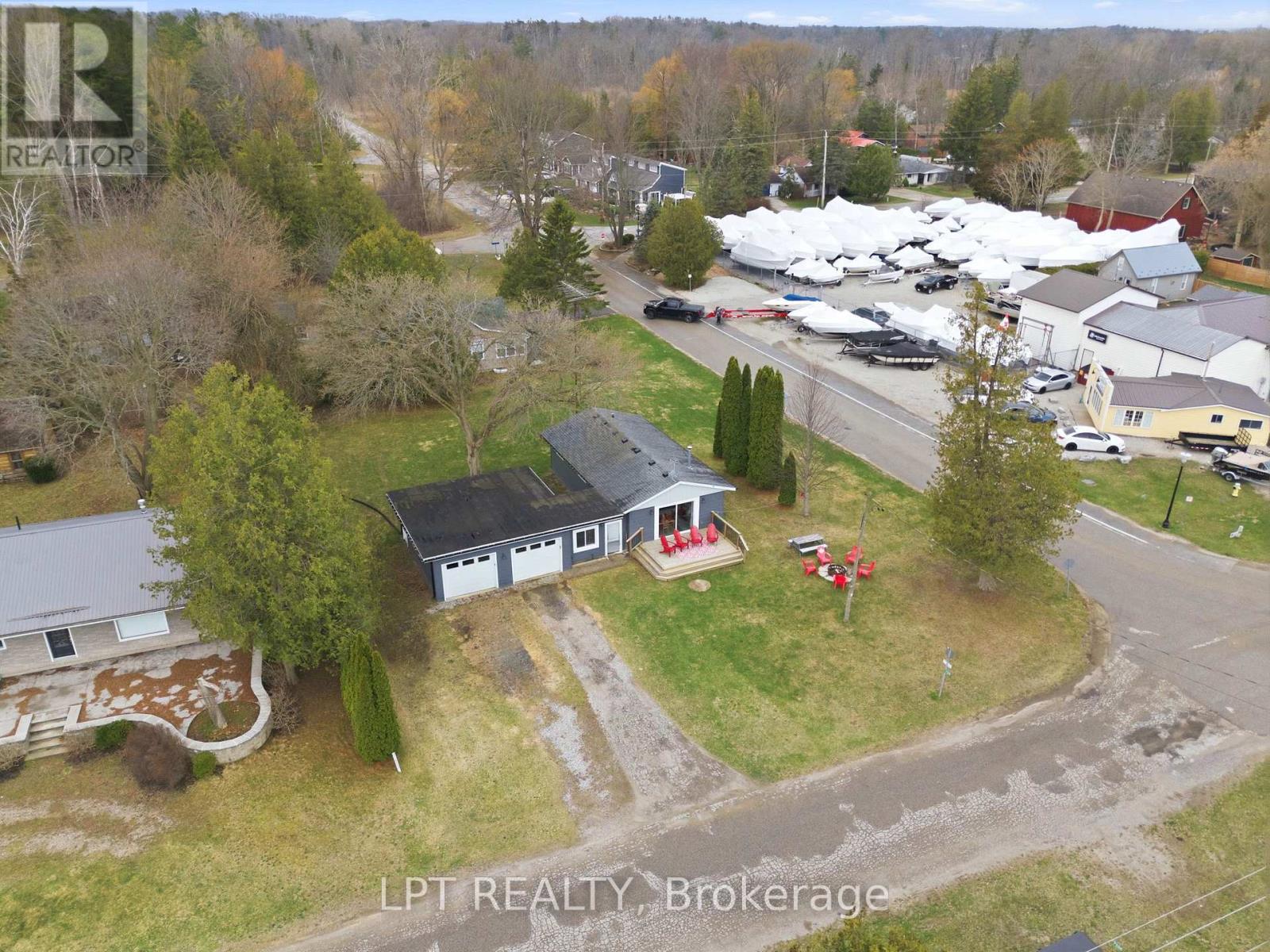 7597 Biddulph Street, Lambton Shores, Ontario  N0M 2L0 - Photo 35 - X12986112