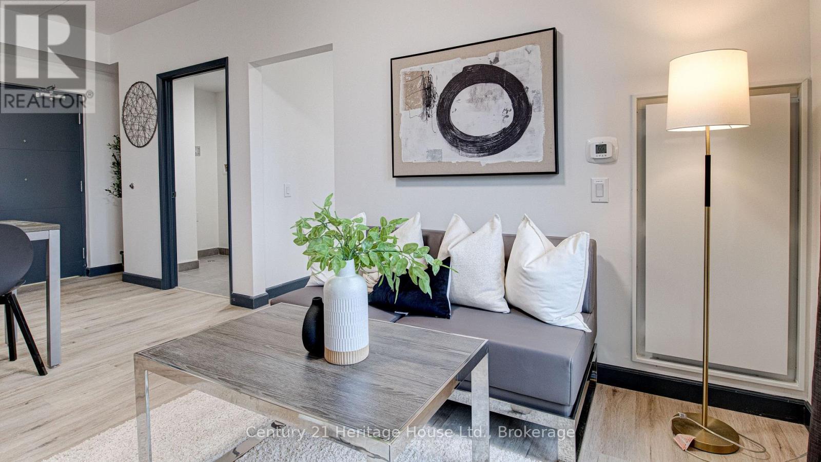 305 - 298 Hemlock Street, Waterloo, Ontario  N2L 0K8 - Photo 15 - X12986536