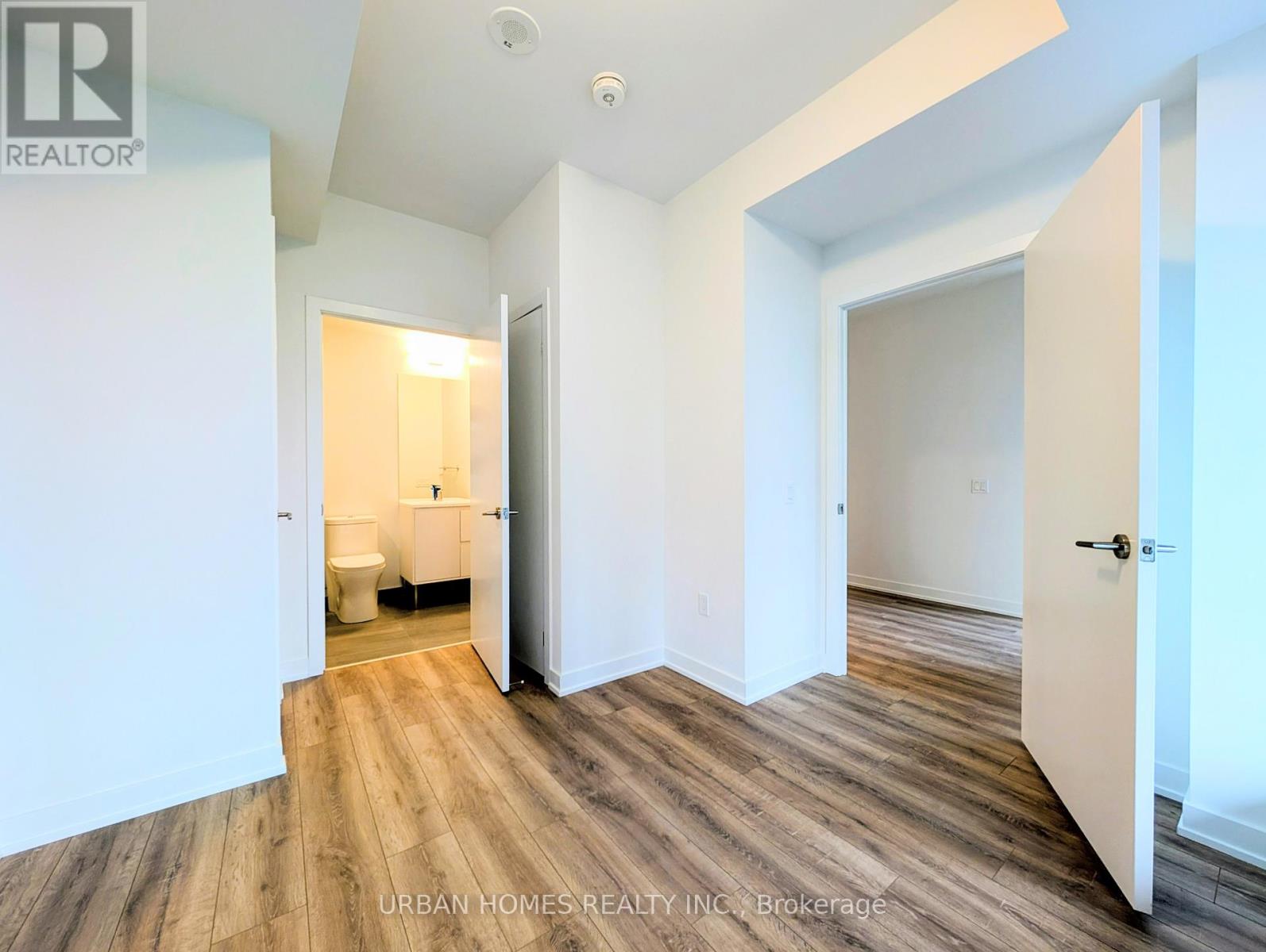 1202 - 5 Quarrington Lane, Toronto, Ontario  M3C 0S4 - Photo 14 - C12986542