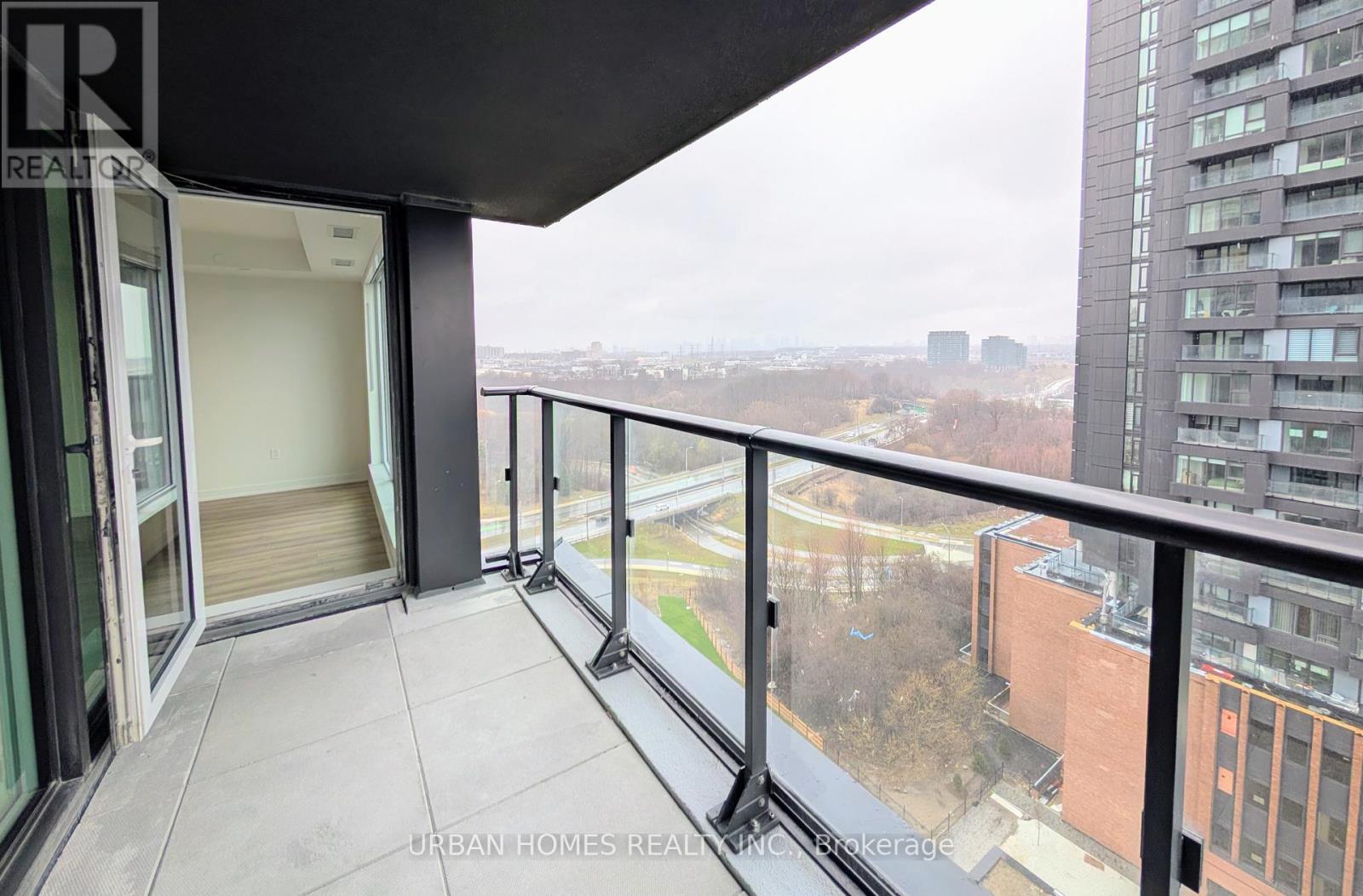 1202 - 5 Quarrington Lane, Toronto, Ontario  M3C 0S4 - Photo 17 - C12986542