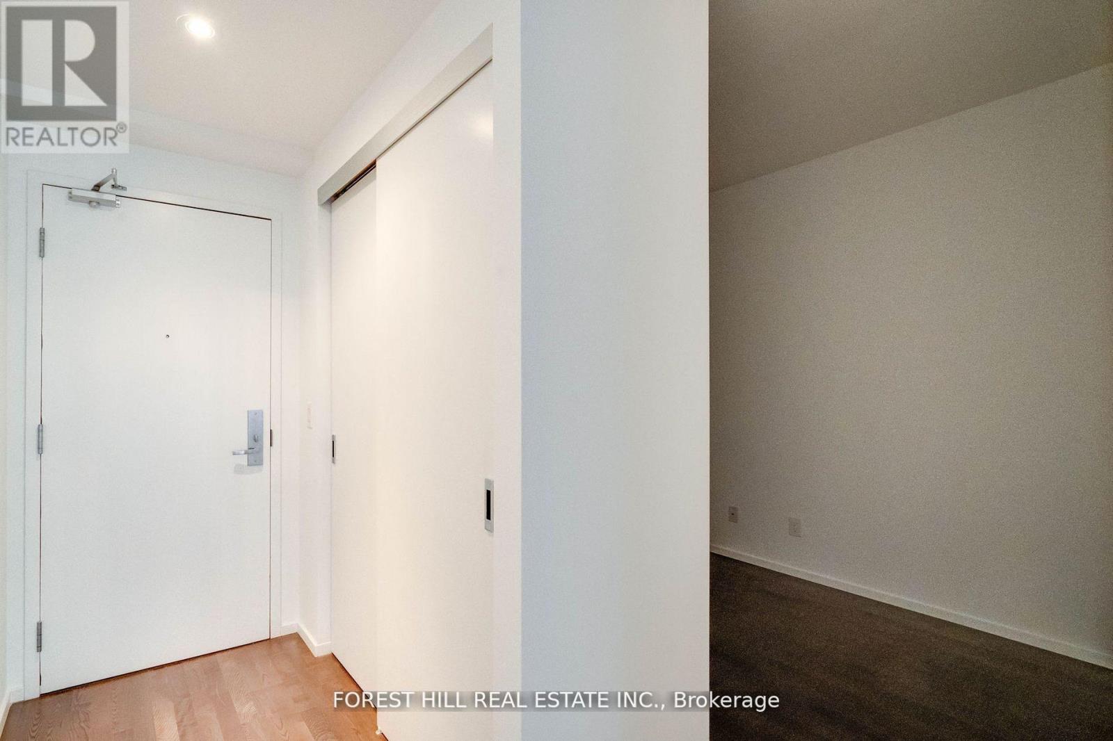 1301 - 8 Charlotte Street, Toronto, Ontario  M5V 0K4 - Photo 14 - C12986548