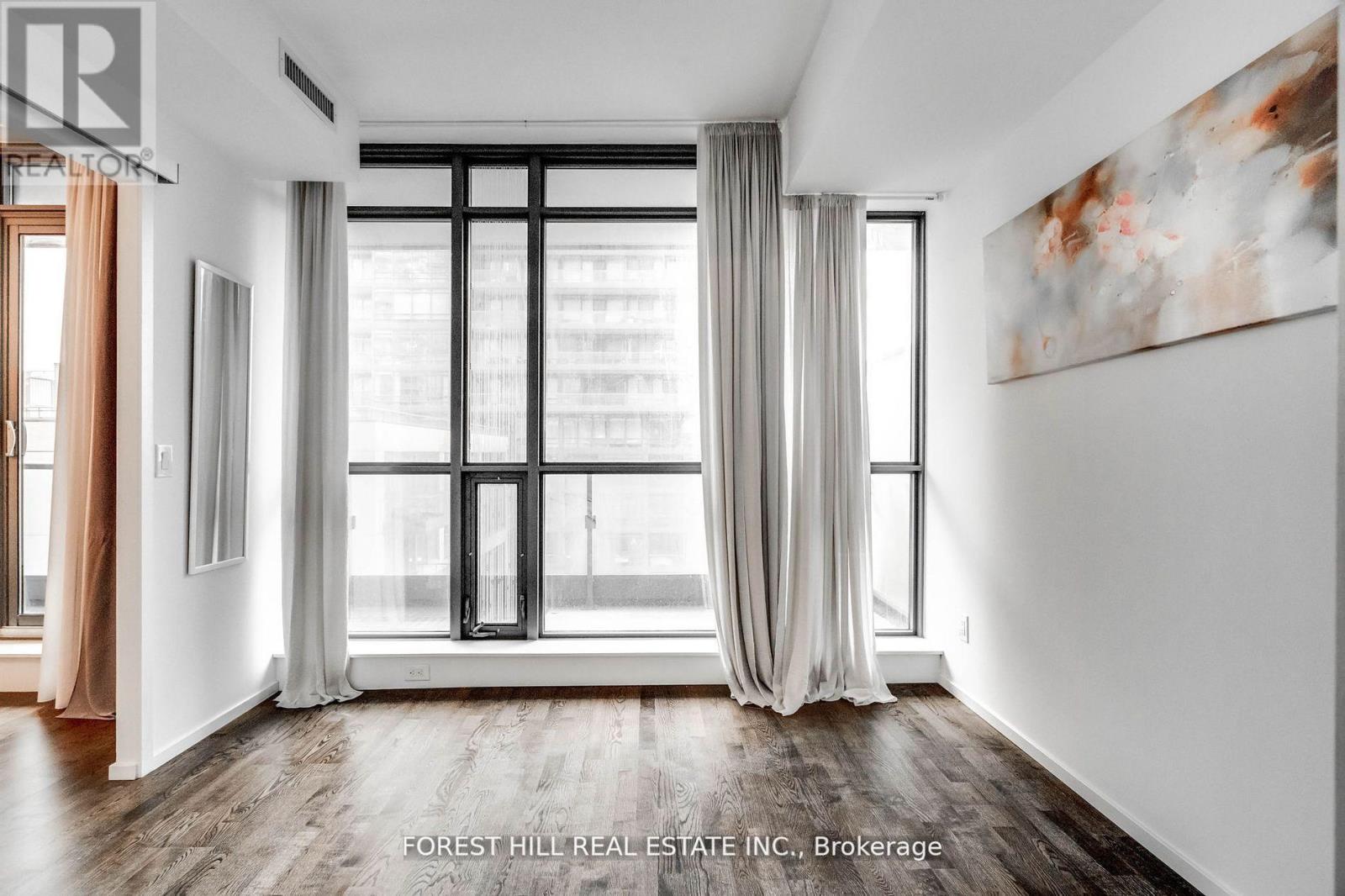 1301 - 8 Charlotte Street, Toronto, Ontario  M5V 0K4 - Photo 9 - C12986548