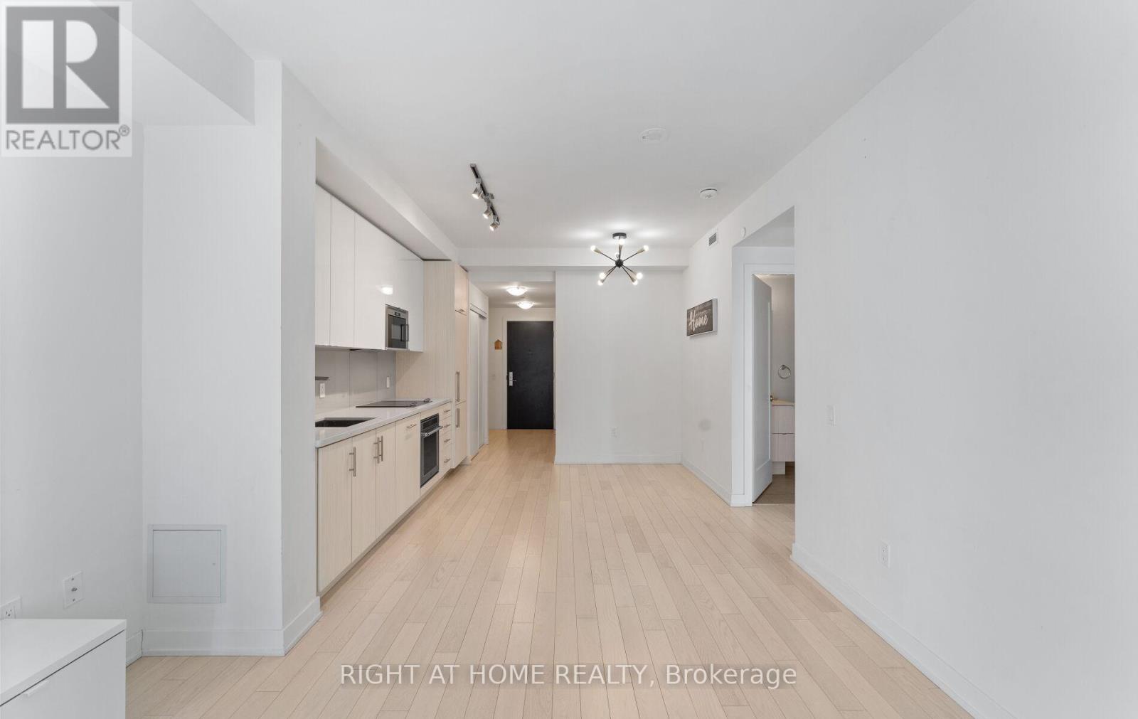 1501 - 330 Richmond Street W, Toronto, Ontario M5V 1X2 - Photo 14 - C12986570