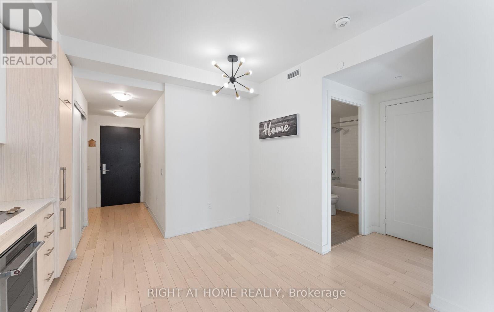 1501 - 330 Richmond Street W, Toronto, Ontario M5V 1X2 - Photo 15 - C12986570