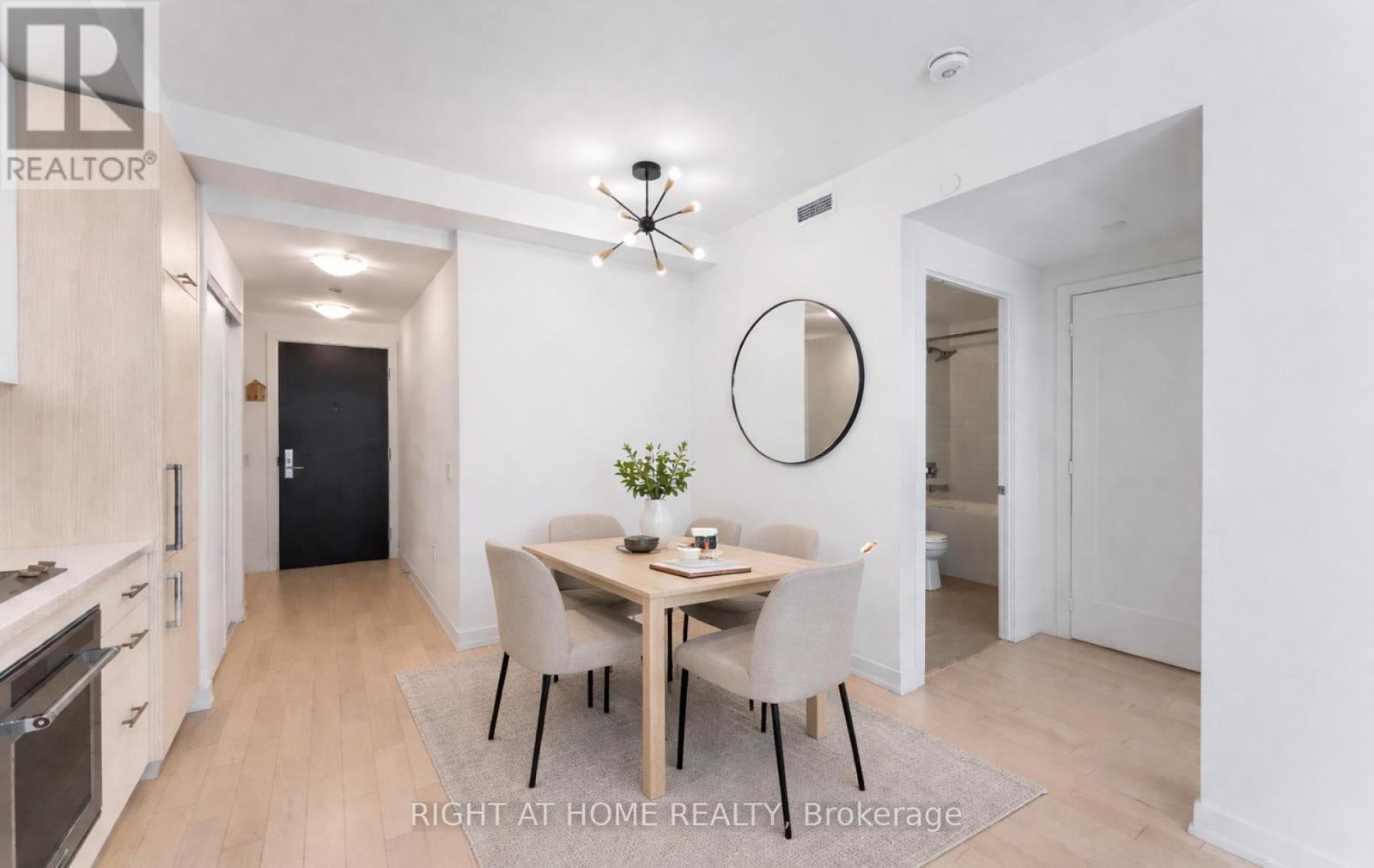 1501 - 330 Richmond Street W, Toronto, Ontario M5V 1X2 - Photo 16 - C12986570