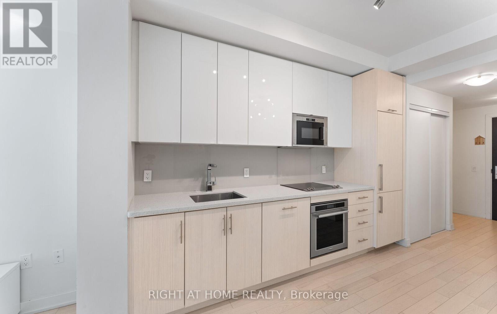 1501 - 330 Richmond Street W, Toronto, Ontario M5V 1X2 - Photo 17 - C12986570