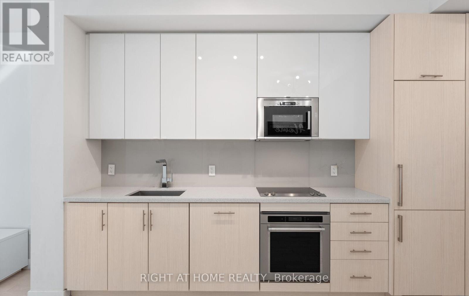 1501 - 330 Richmond Street W, Toronto, Ontario M5V 1X2 - Photo 19 - C12986570