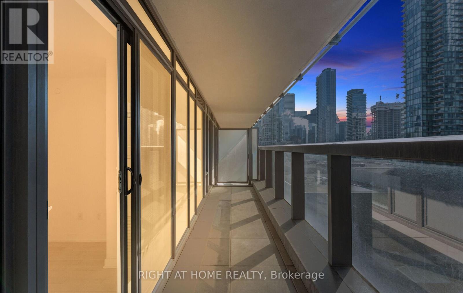 1501 - 330 Richmond Street W, Toronto, Ontario M5V 1X2 - Photo 28 - C12986570