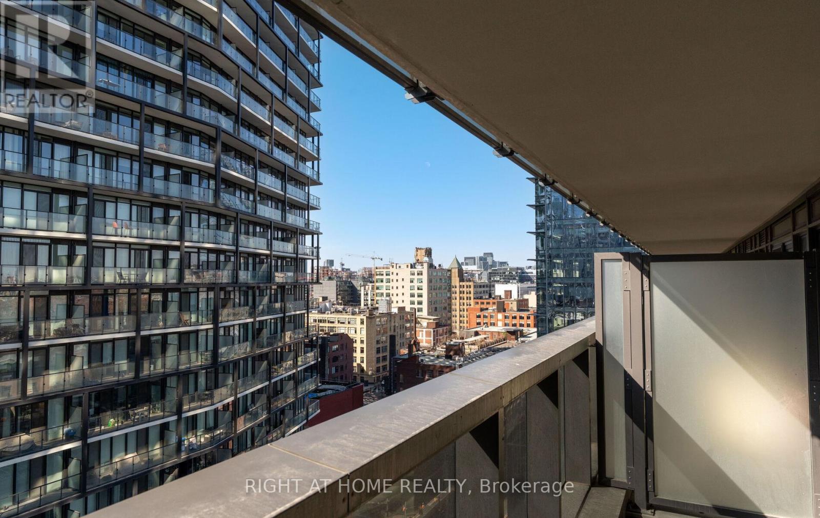 1501 - 330 Richmond Street W, Toronto, Ontario M5V 1X2 - Photo 31 - C12986570