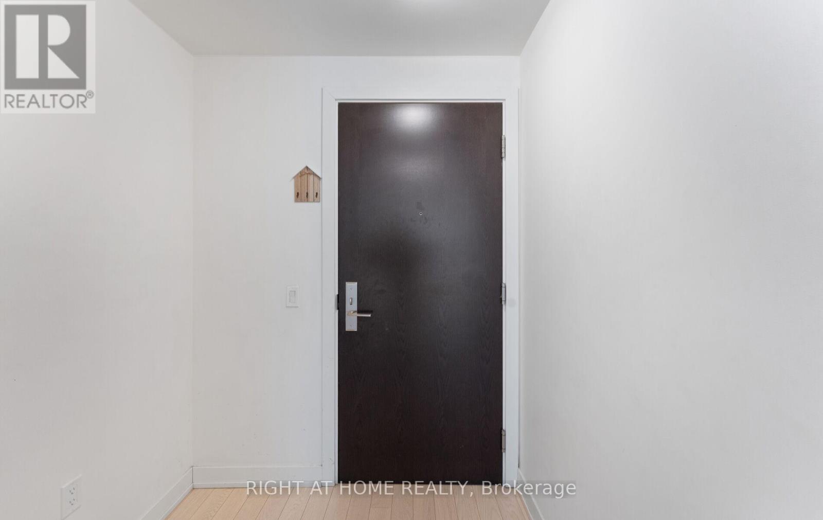 1501 - 330 Richmond Street W, Toronto, Ontario M5V 1X2 - Photo 5 - C12986570