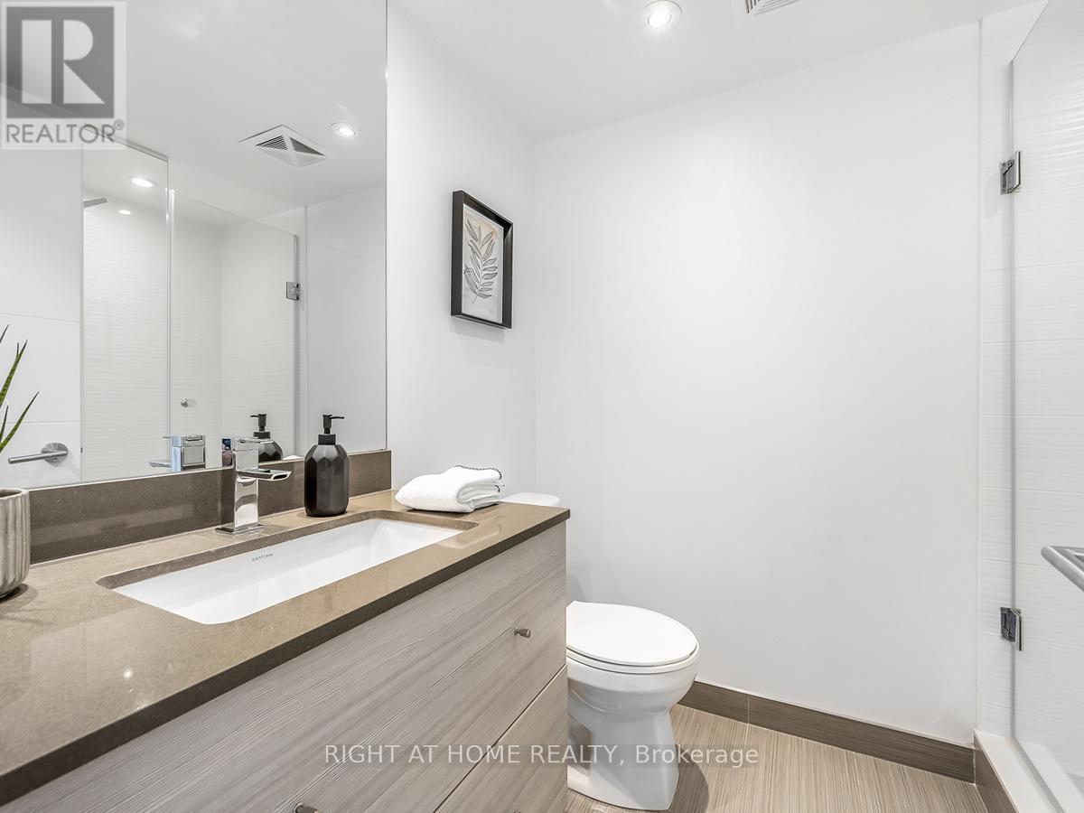 1622 - 525 Adelaide Street W, Toronto, Ontario  M5V 0N7 - Photo 14 - C12986572