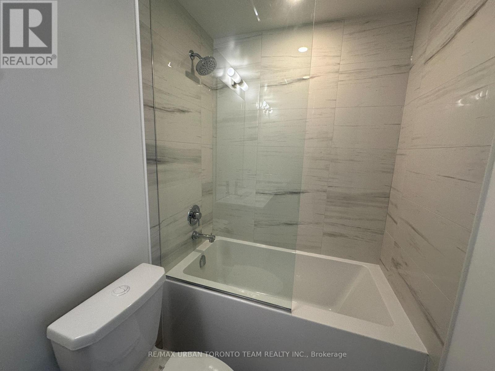 4216 - 180 Front Street E, Toronto, Ontario M5A 0A9 - Photo 10 - C12986586