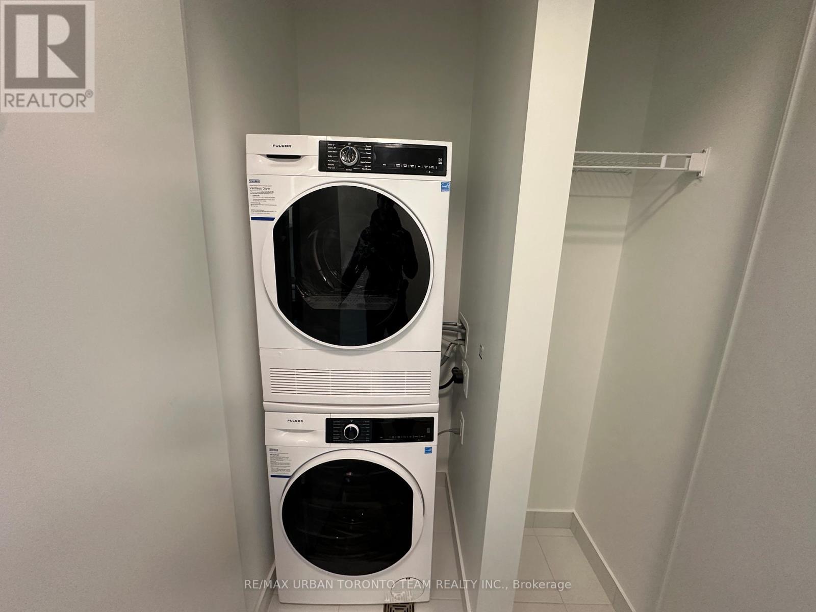 4216 - 180 Front Street E, Toronto, Ontario M5A 0A9 - Photo 11 - C12986586