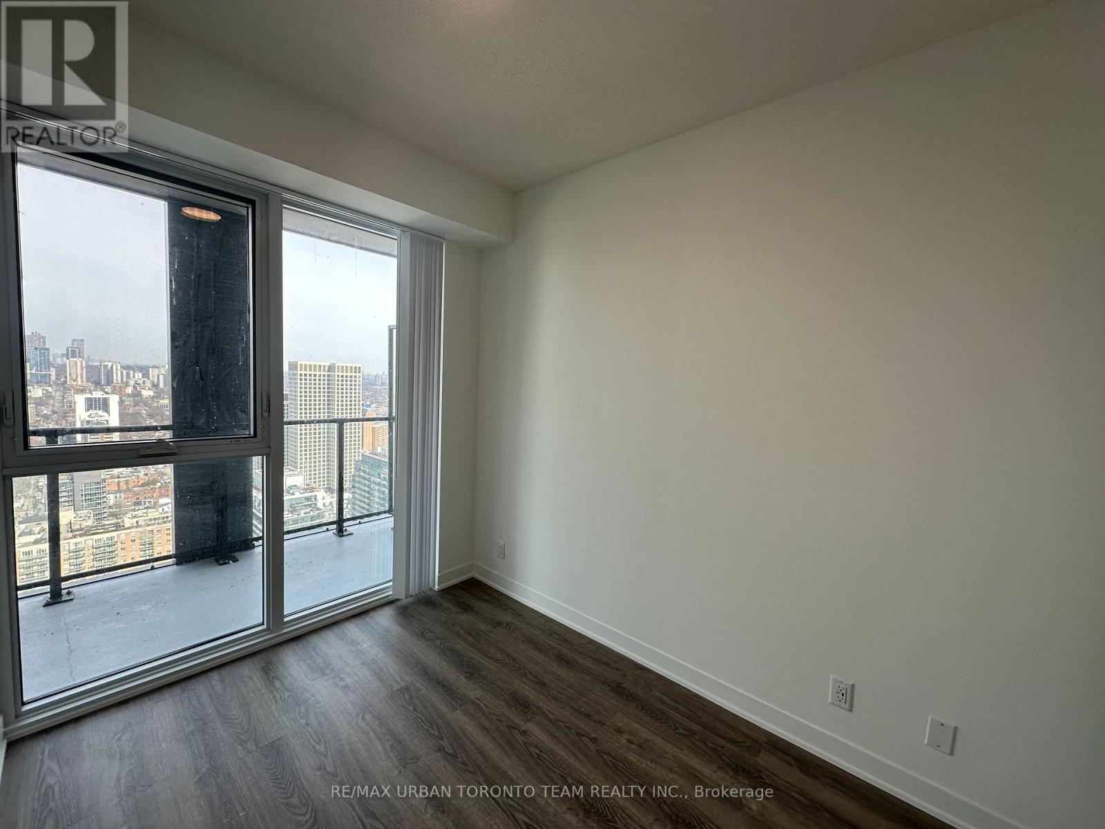 4216 - 180 Front Street E, Toronto, Ontario M5A 0A9 - Photo 8 - C12986586