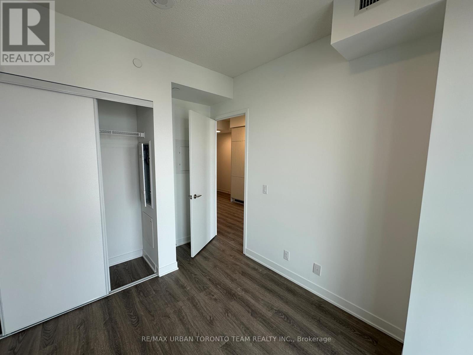 4216 - 180 Front Street E, Toronto, Ontario M5A 0A9 - Photo 9 - C12986586