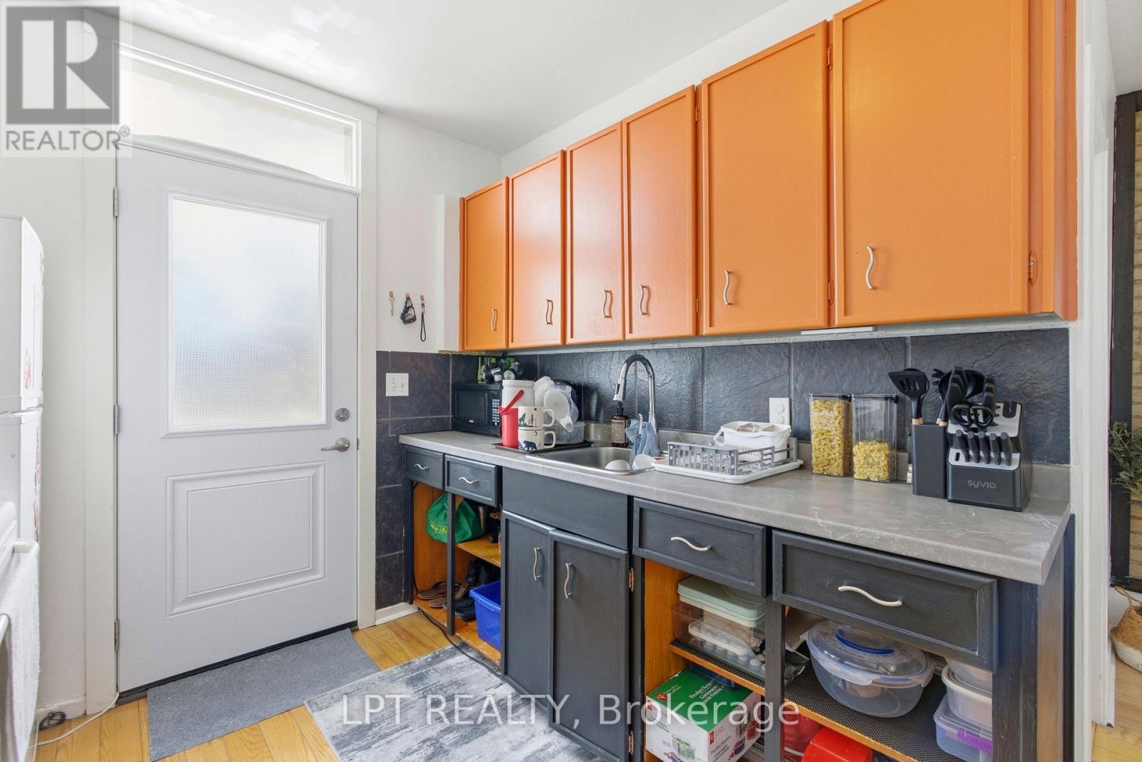 423 Main Street S, South Huron, Ontario  N0M 1S2 - Photo 17 - X12986522