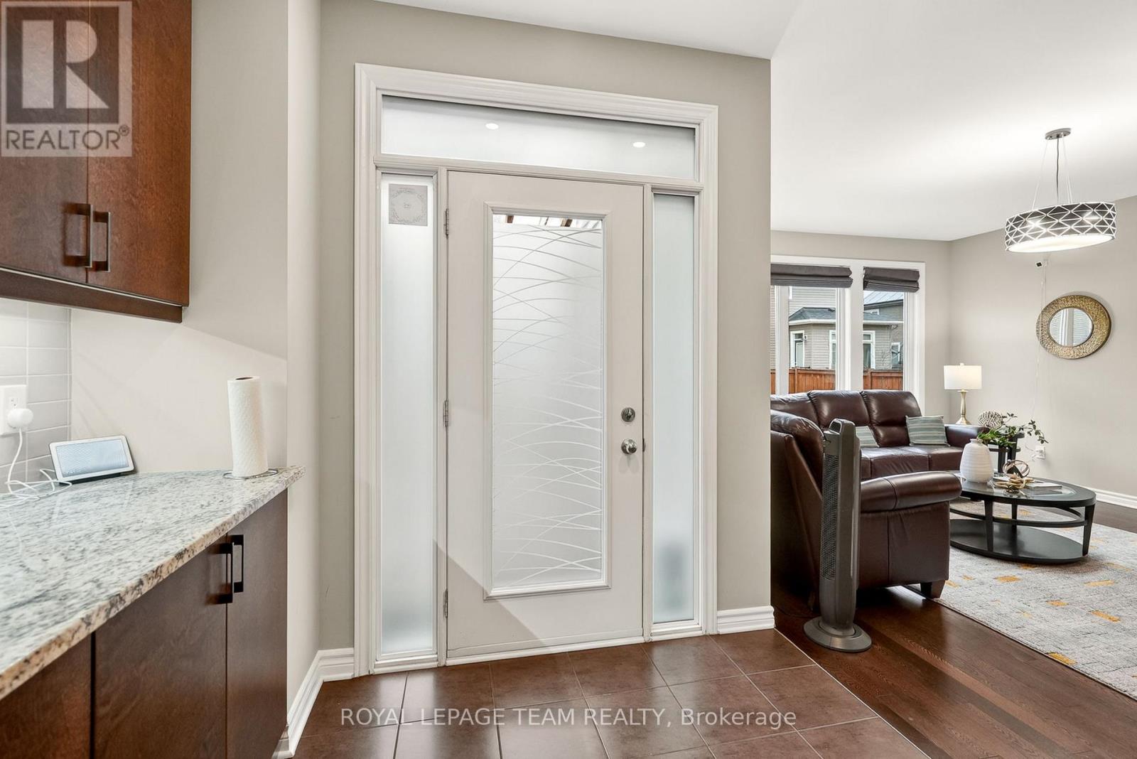 216 Helen Rapp Way, Ottawa, Ontario  K1T 0P6 - Photo 16 - X12986558