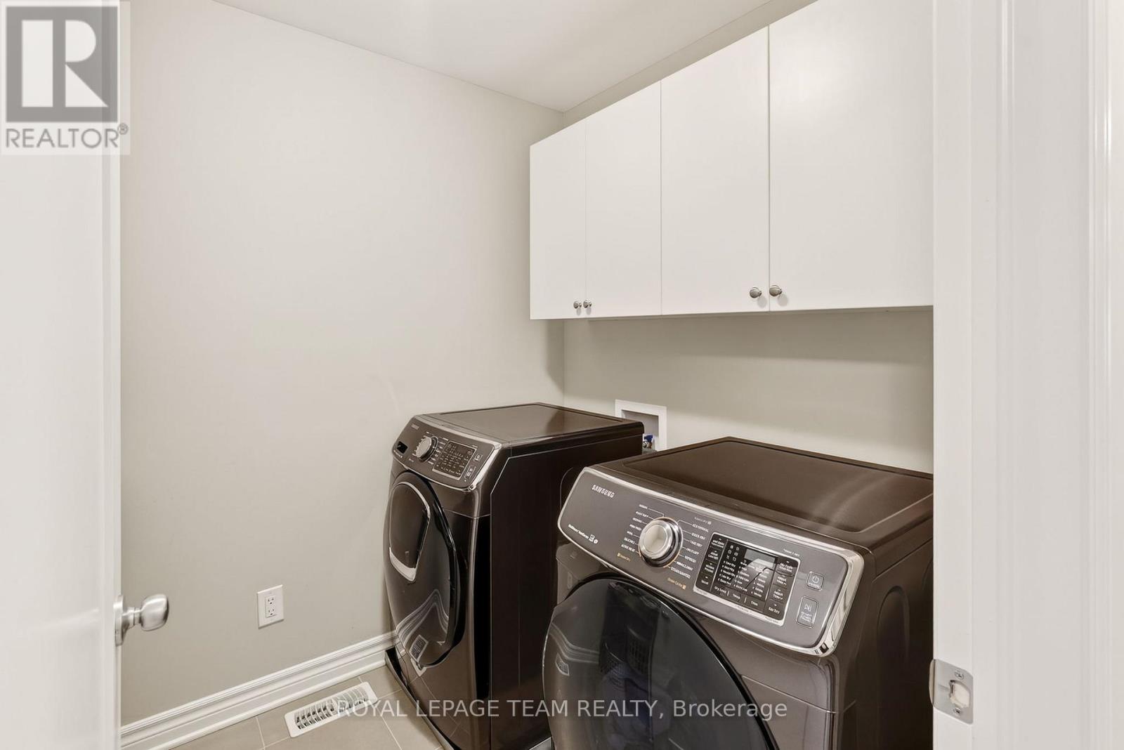 216 Helen Rapp Way, Ottawa, Ontario  K1T 0P6 - Photo 29 - X12986558