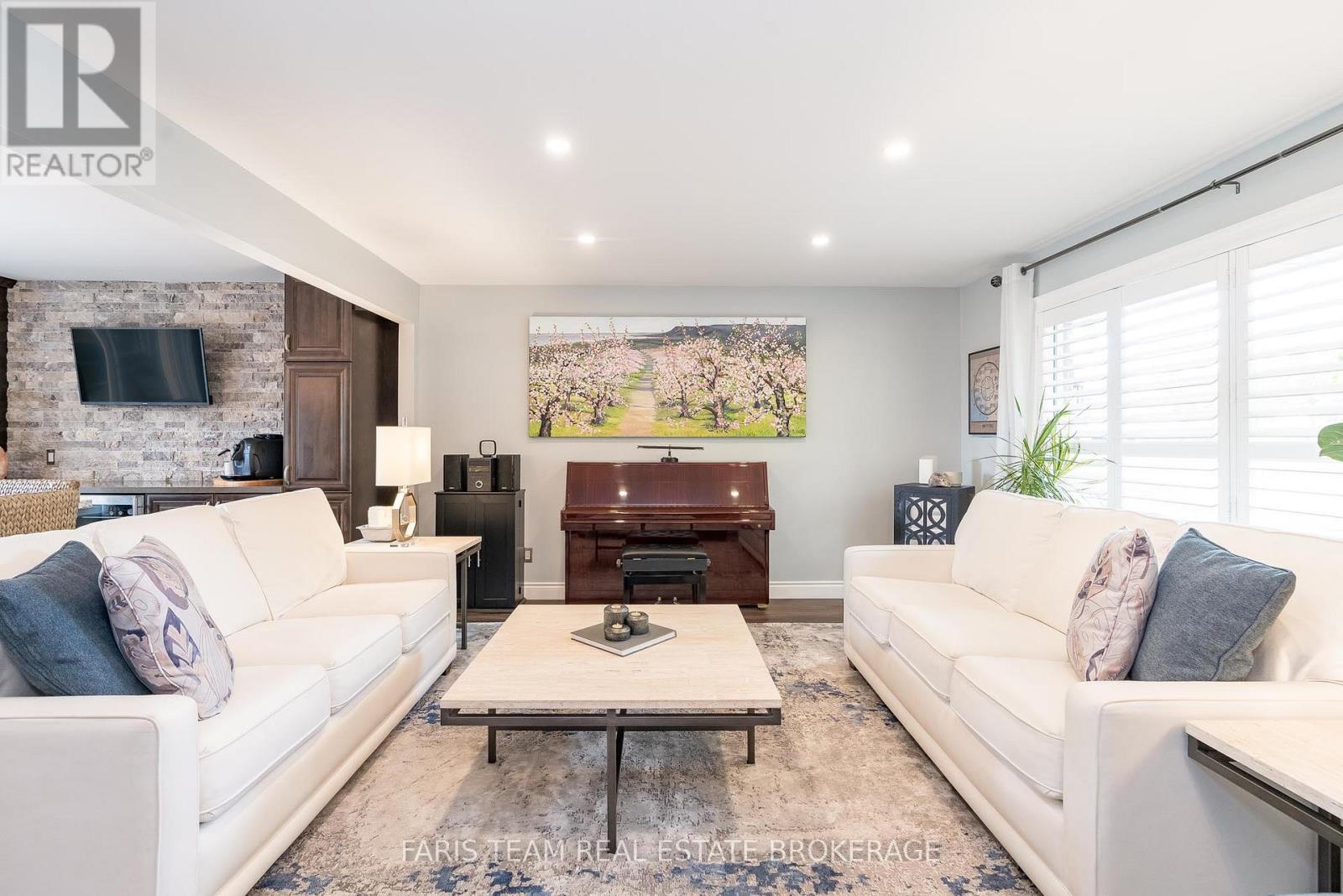 2032 Chantler Street, Innisfil, Ontario  L9S 1B5 - Photo 14 - N12986538