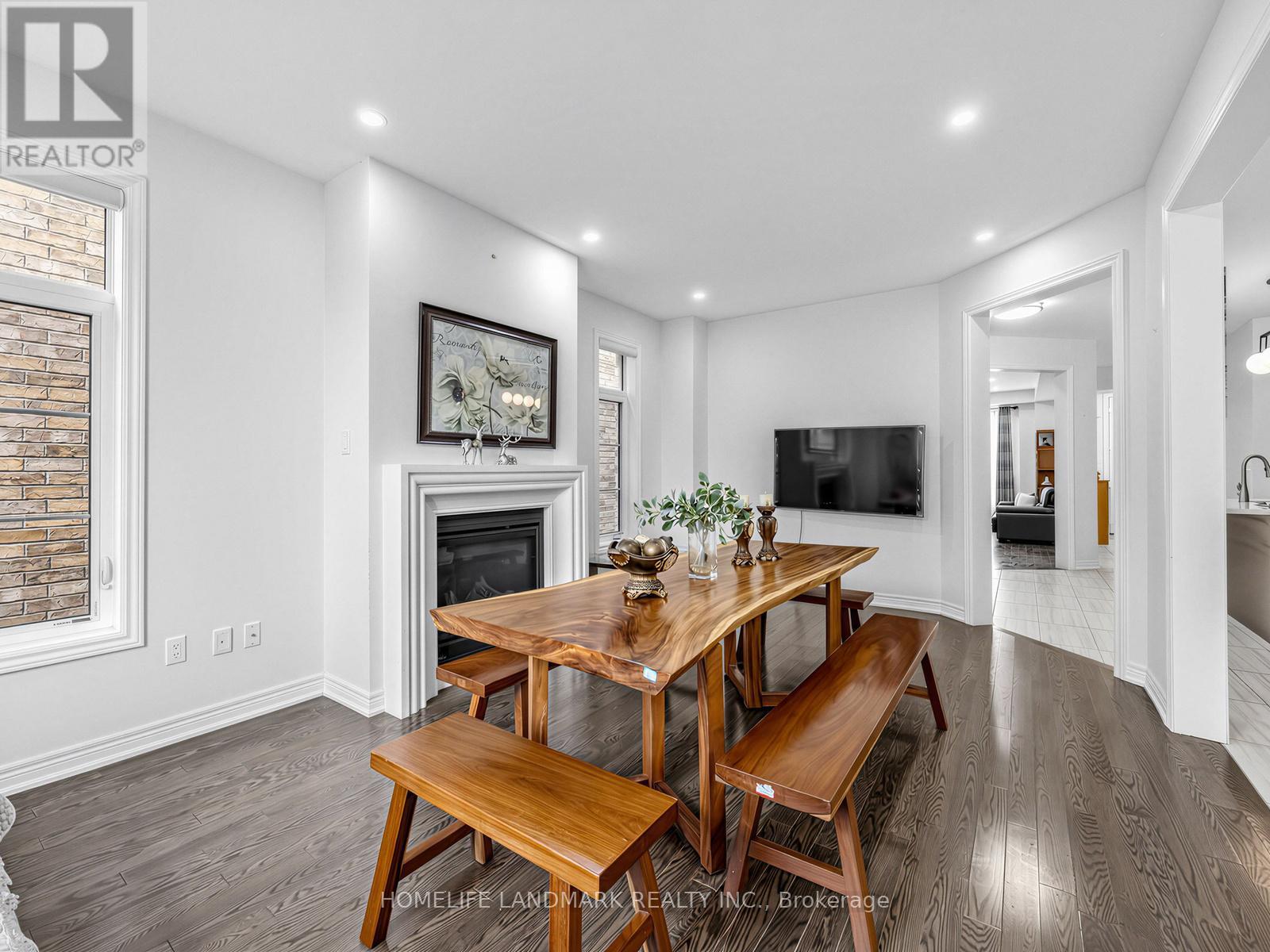 25 Gordon Landon Drive, Markham, Ontario  L6B 0X9 - Photo 11 - N12986576