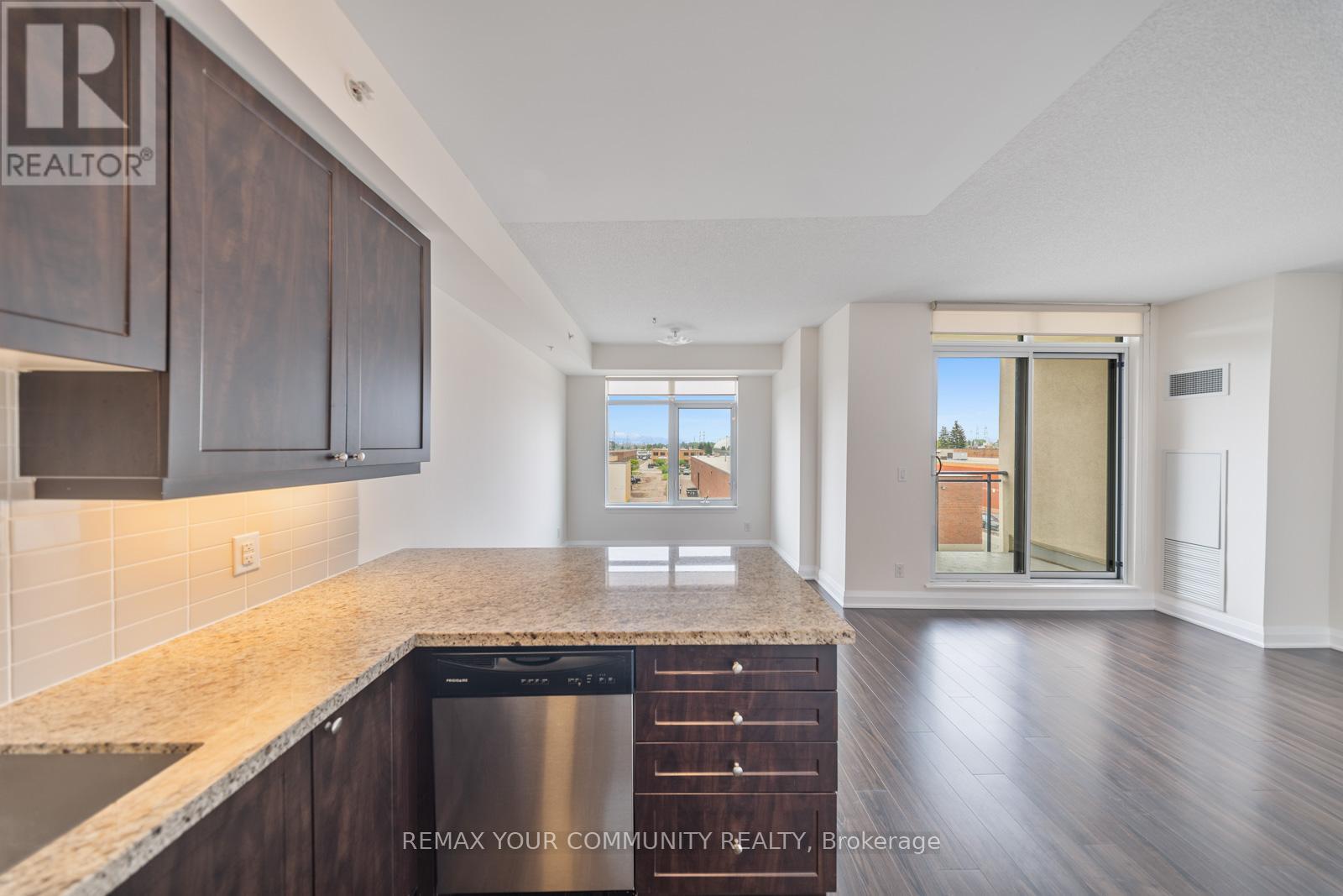 315 - 24 Woodstream Boulevard, Vaughan, Ontario  L4L 8C4 - Photo 15 - N12981840