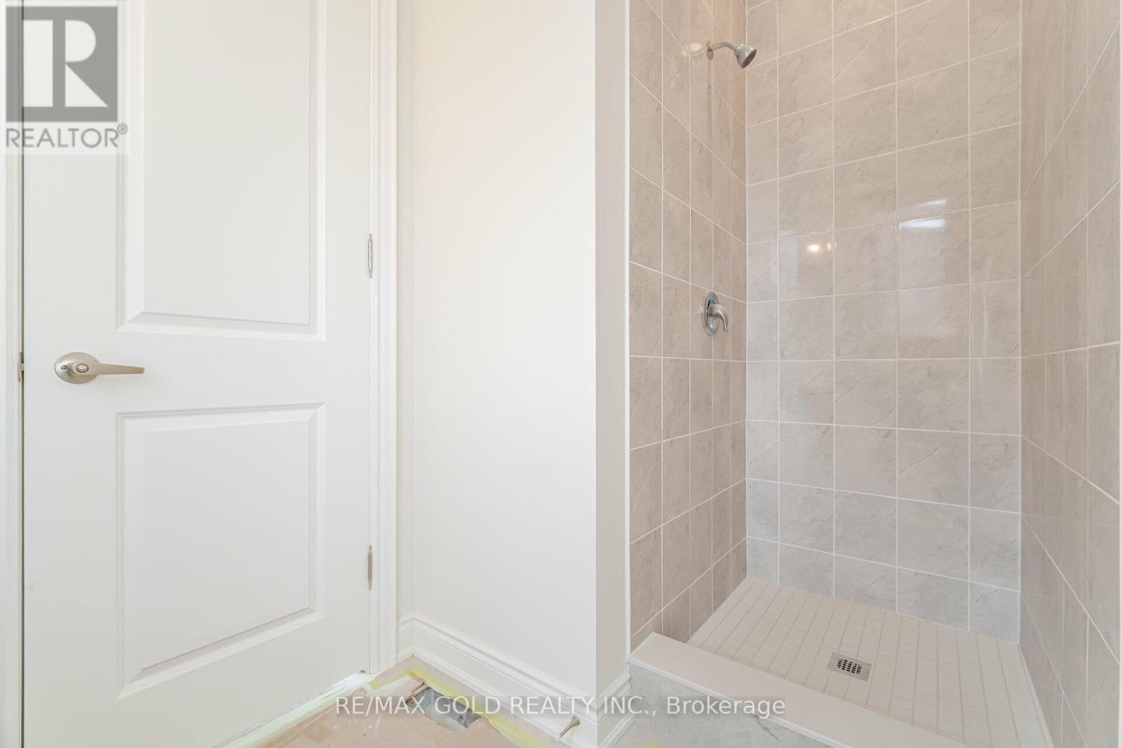 31 Dolomite Drive, Brampton, Ontario  L6P 4R6 - Photo 20 - W12986554