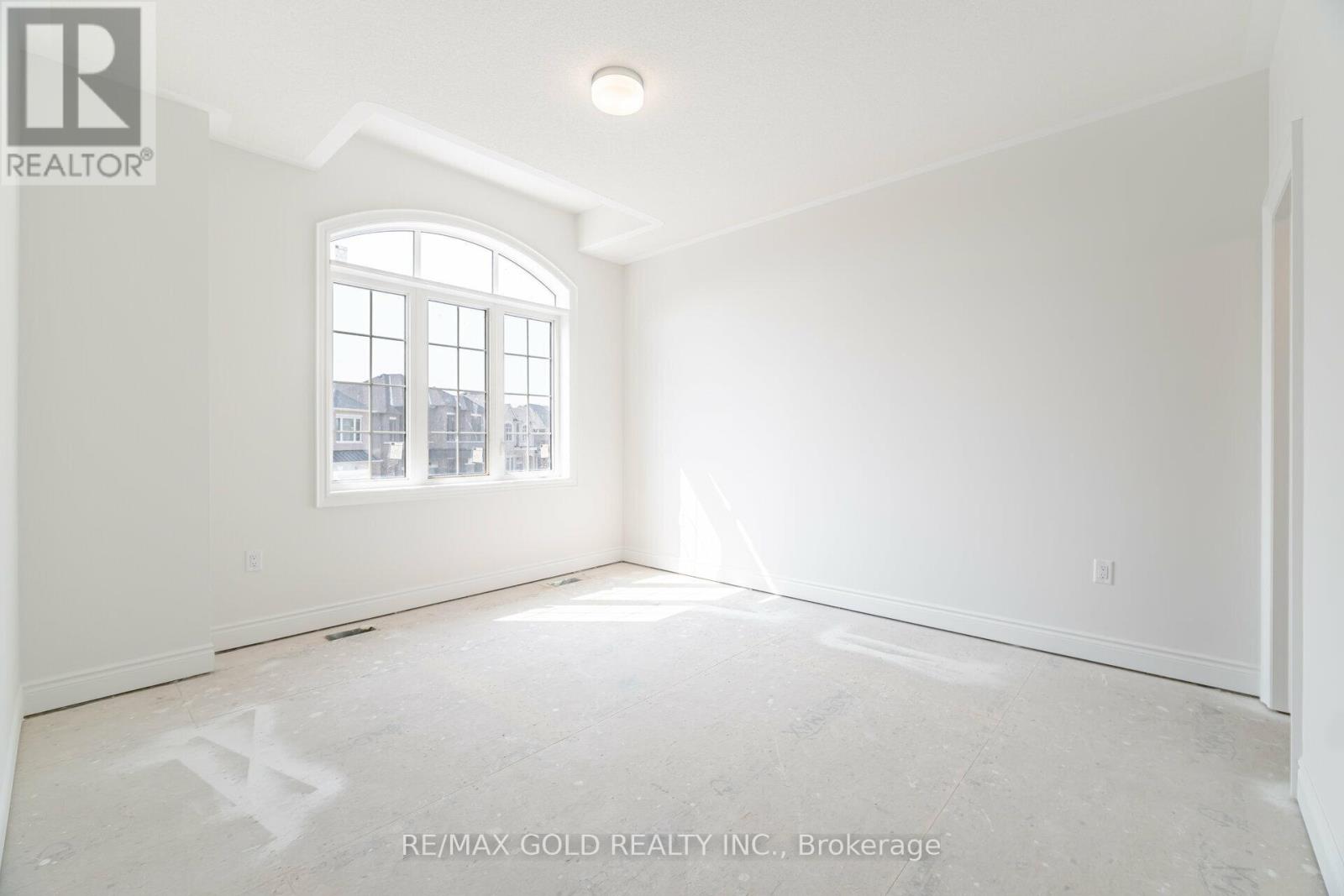 31 Dolomite Drive, Brampton, Ontario  L6P 4R6 - Photo 35 - W12986554