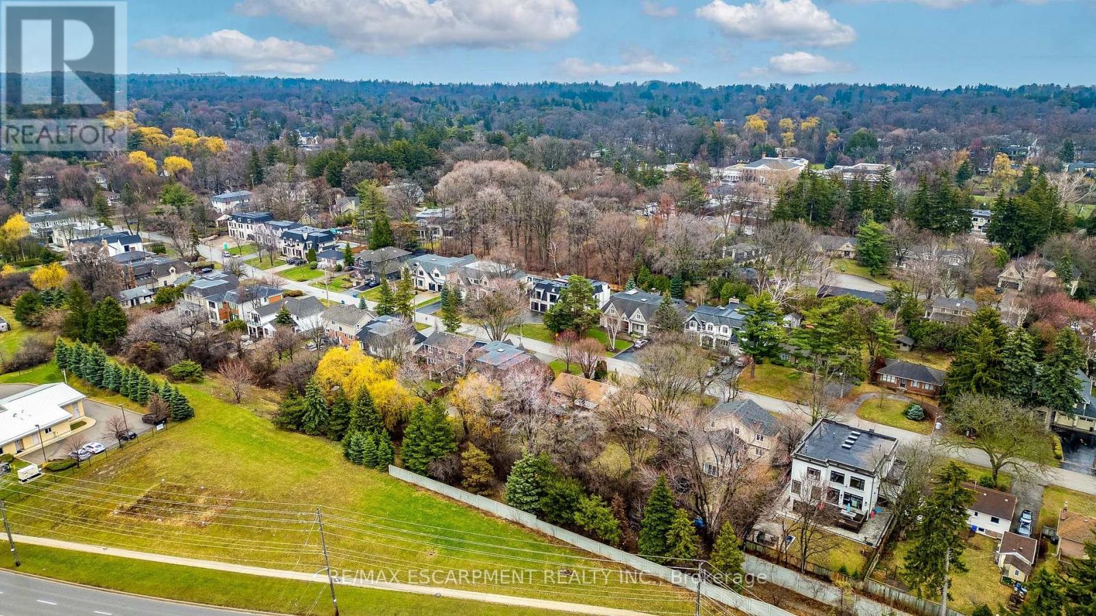 1051 Melvin Avenue, Oakville, Ontario  L6J 2V8 - Photo 20 - W12986568