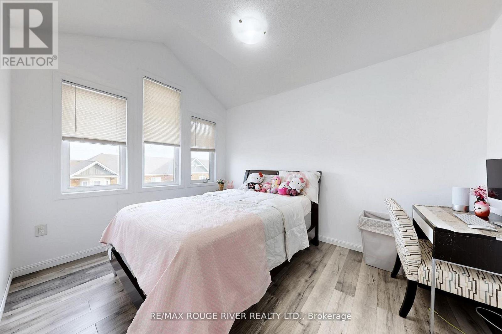 90 Suitor Court, Milton, Ontario  L9T 8R9 - Photo 17 - W12986584