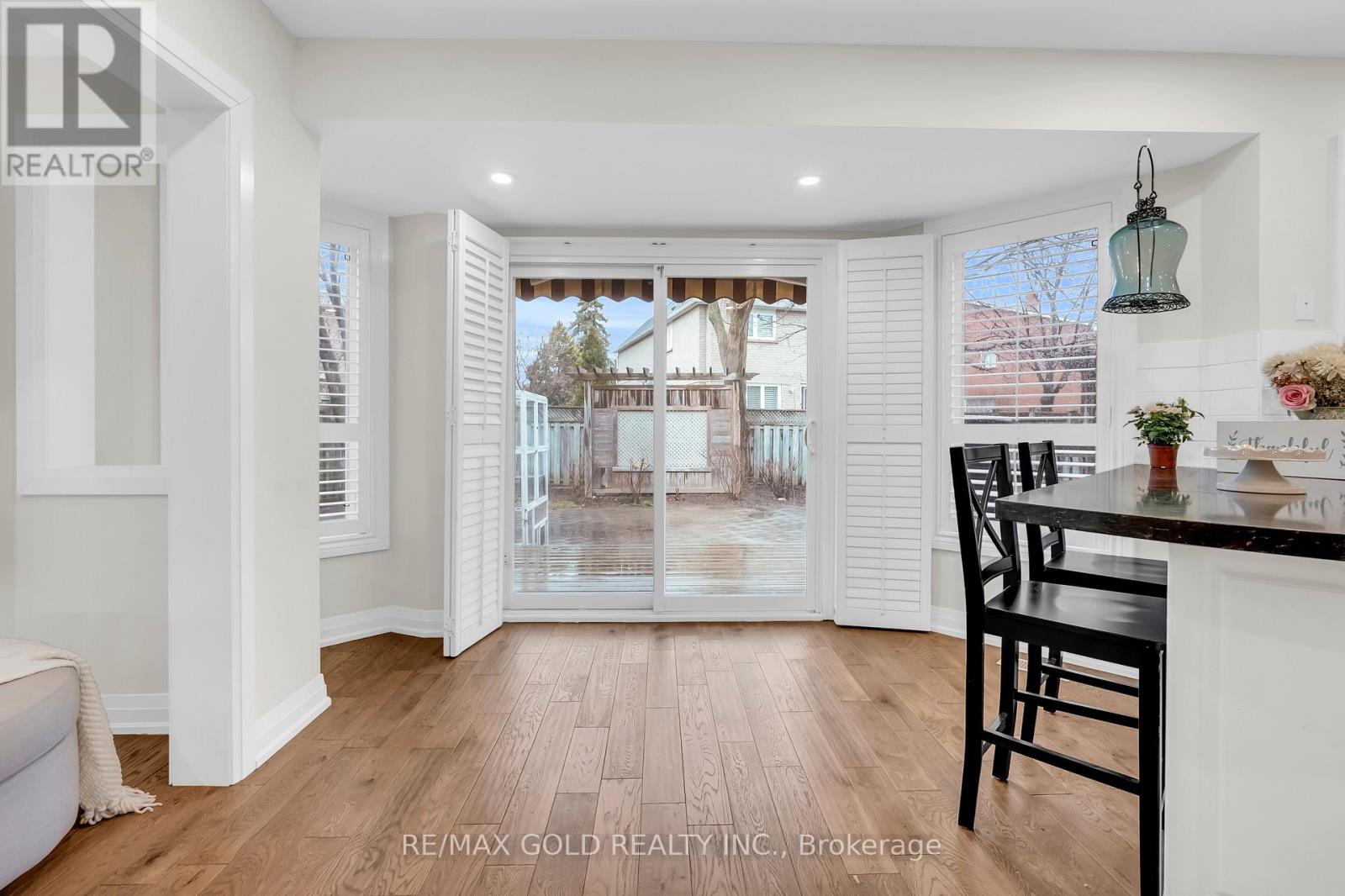 2911 Tradewind Drive, Mississauga, Ontario  L5N 6L2 - Photo 15 - W12986598