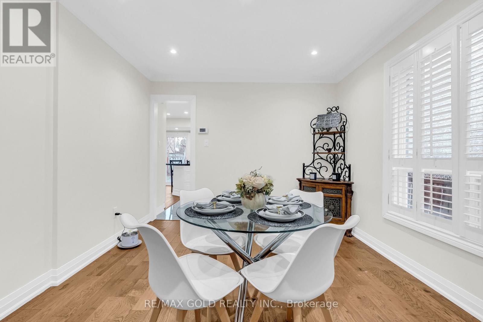 2911 Tradewind Drive, Mississauga, Ontario  L5N 6L2 - Photo 18 - W12986598