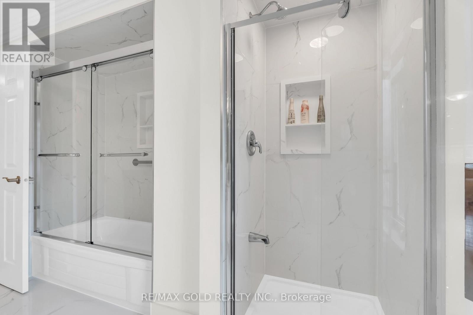 2911 Tradewind Drive, Mississauga, Ontario  L5N 6L2 - Photo 27 - W12986598