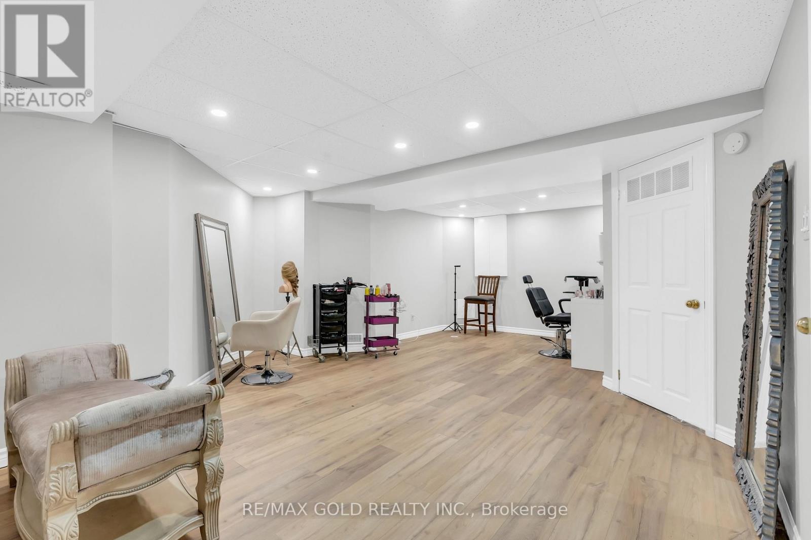 2911 Tradewind Drive, Mississauga, Ontario  L5N 6L2 - Photo 35 - W12986598