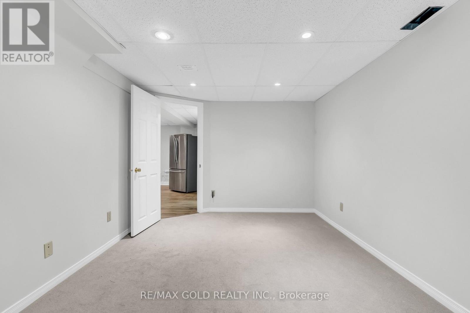 2911 Tradewind Drive, Mississauga, Ontario  L5N 6L2 - Photo 37 - W12986598