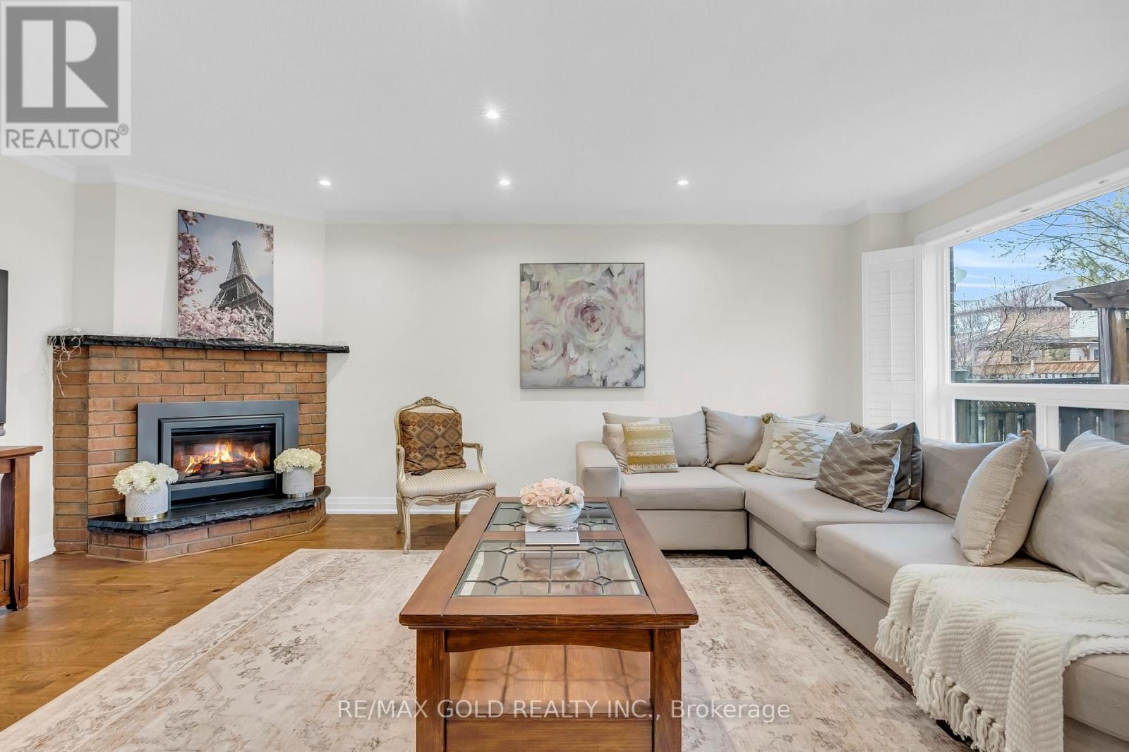 2911 Tradewind Drive, Mississauga, Ontario  L5N 6L2 - Photo 9 - W12986598