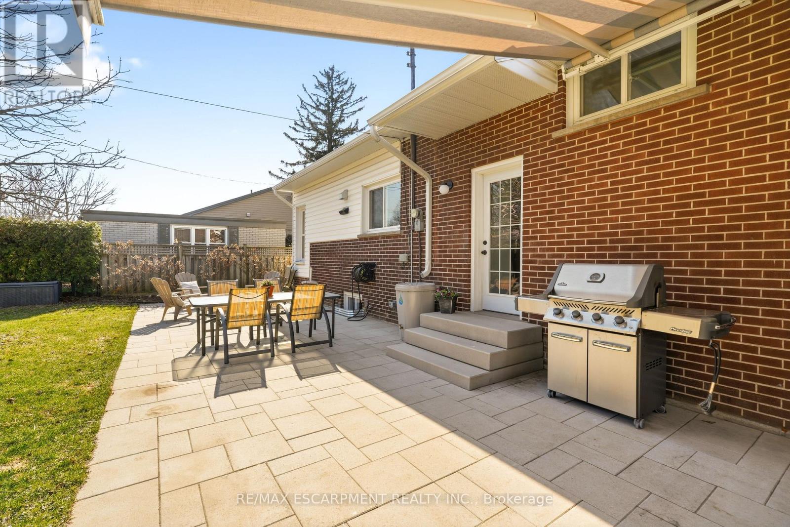 4046 Grapehill Avenue, Burlington, Ontario  L7L 1R2 - Photo 41 - W12986606