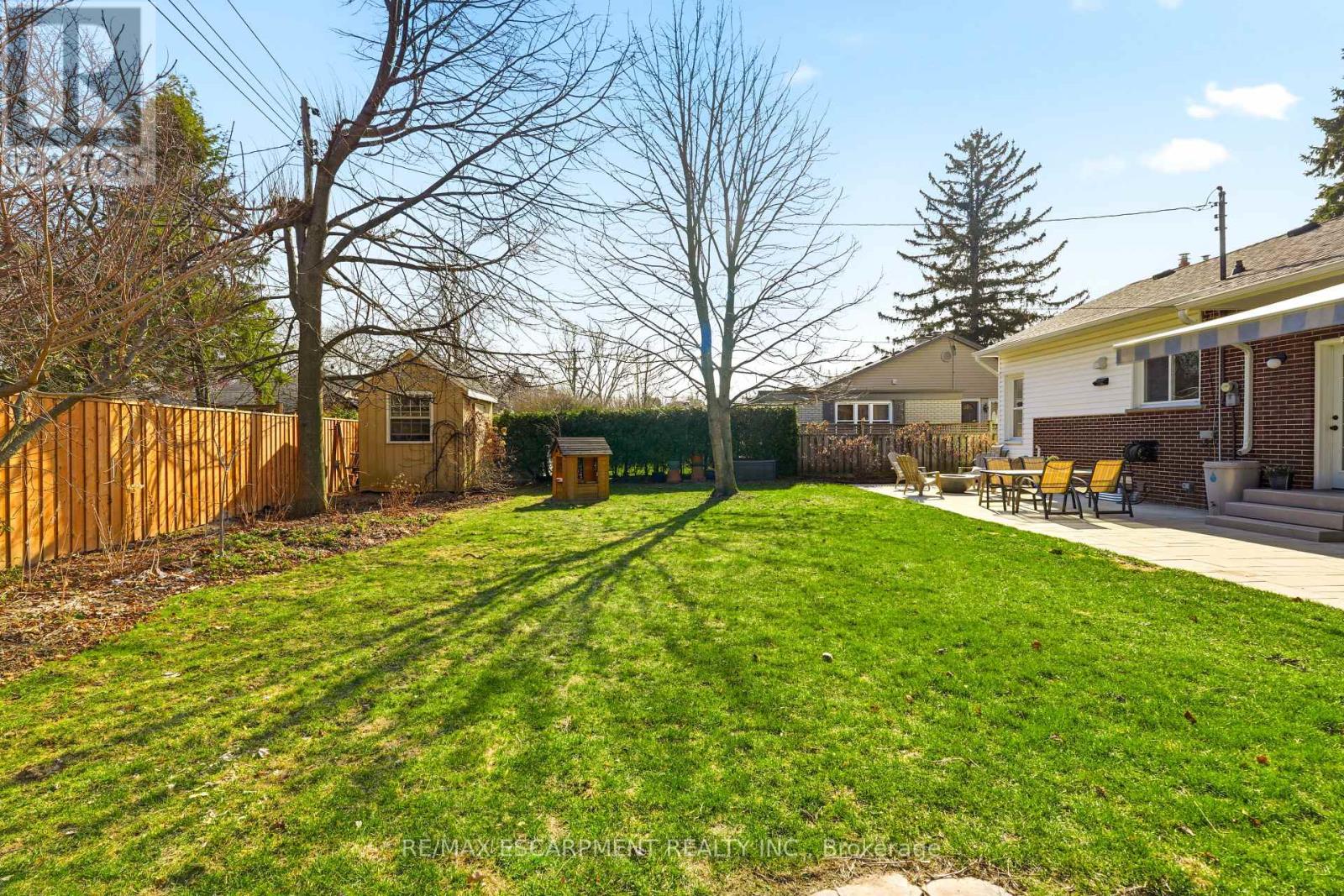 4046 Grapehill Avenue, Burlington, Ontario  L7L 1R2 - Photo 45 - W12986606