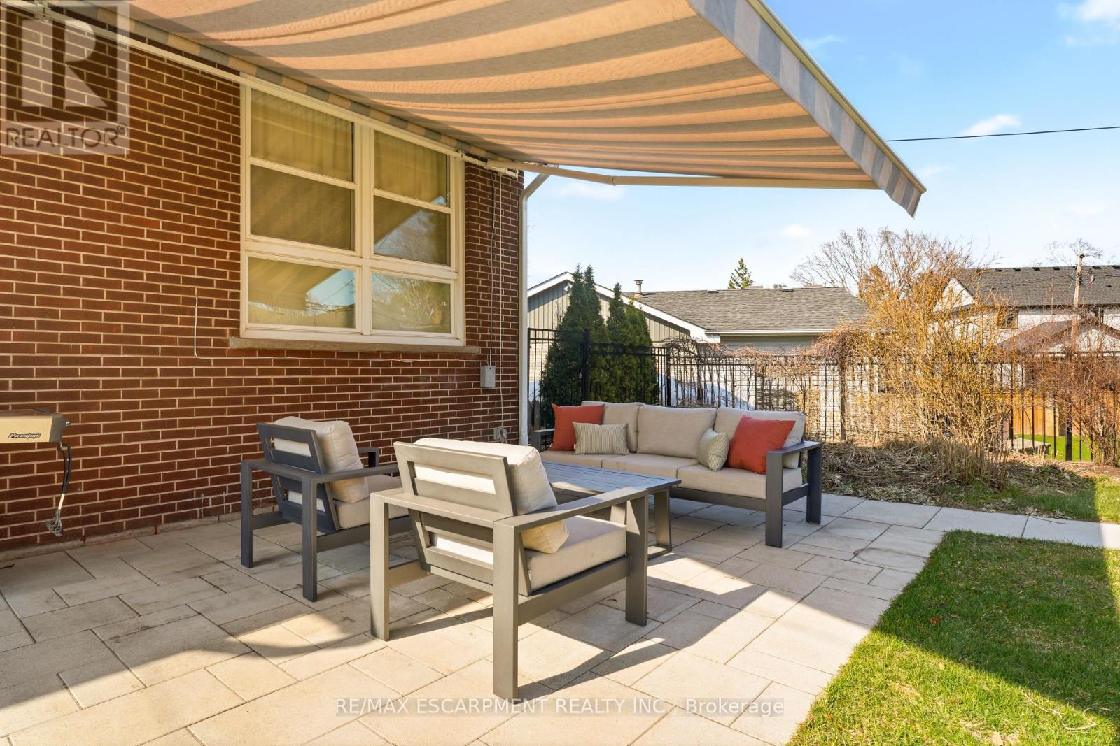 4046 Grapehill Avenue, Burlington, Ontario  L7L 1R2 - Photo 46 - W12986606