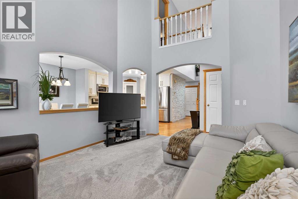 129 Bridlecreek Green Sw, Calgary, Alberta  T2Y 3N6 - Photo 8 - A2299959