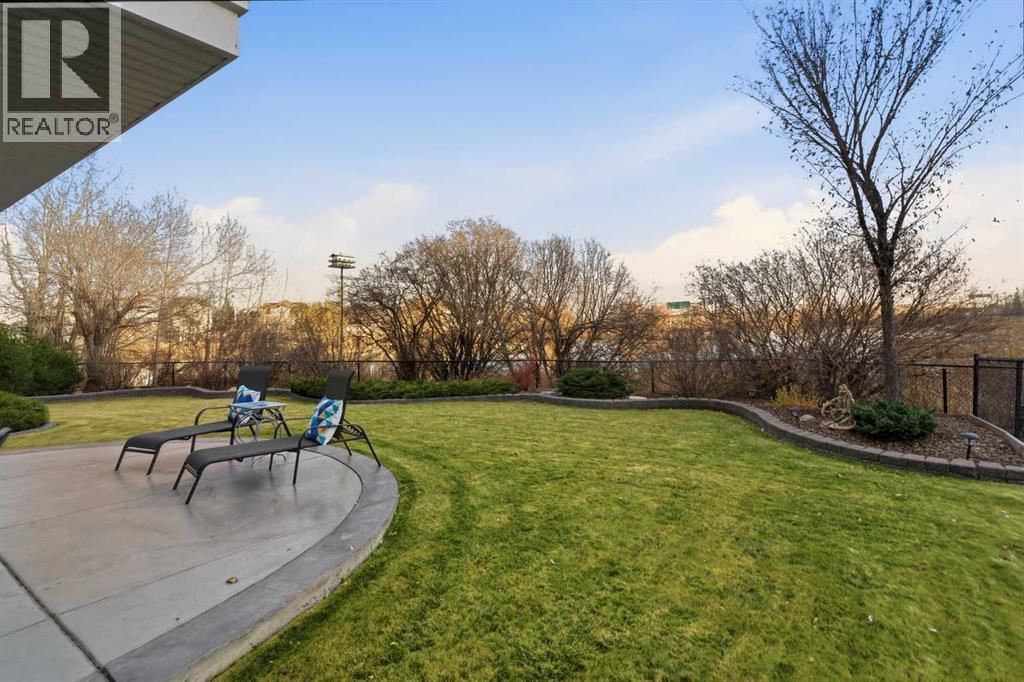 129 Bridlecreek Green Sw, Calgary, Alberta  T2Y 3N6 - Photo 37 - A2299959