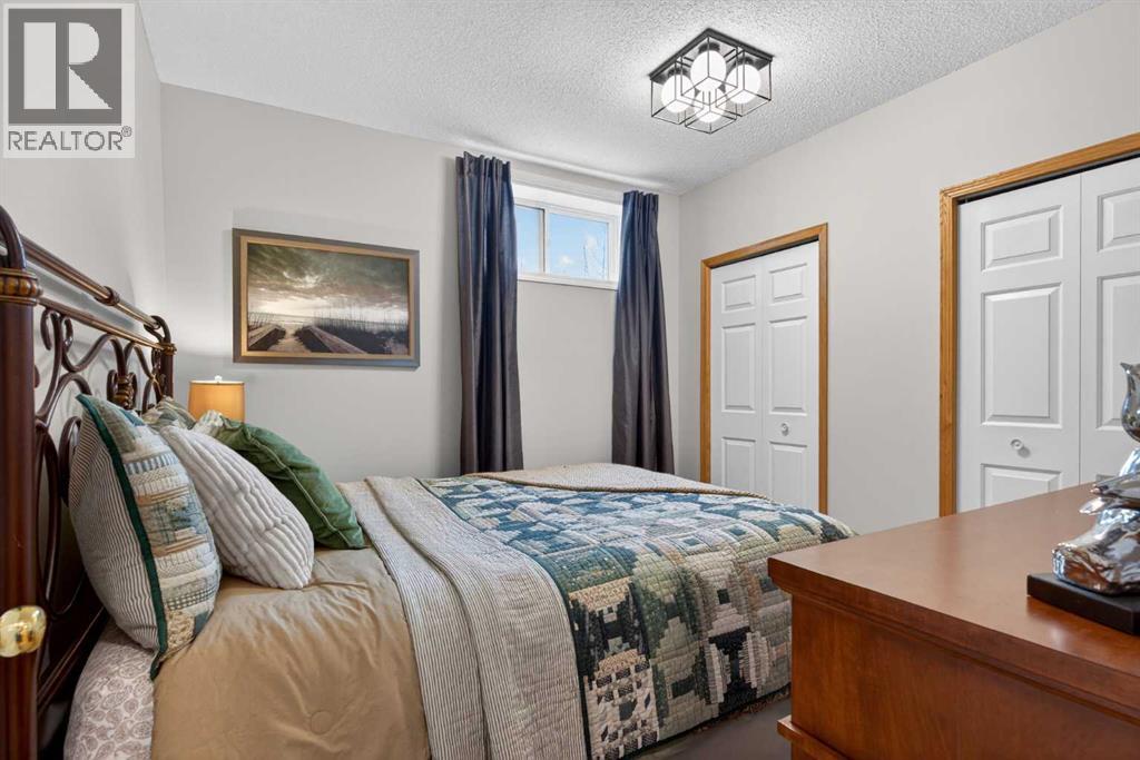 129 Bridlecreek Green Sw, Calgary, Alberta  T2Y 3N6 - Photo 25 - A2299959