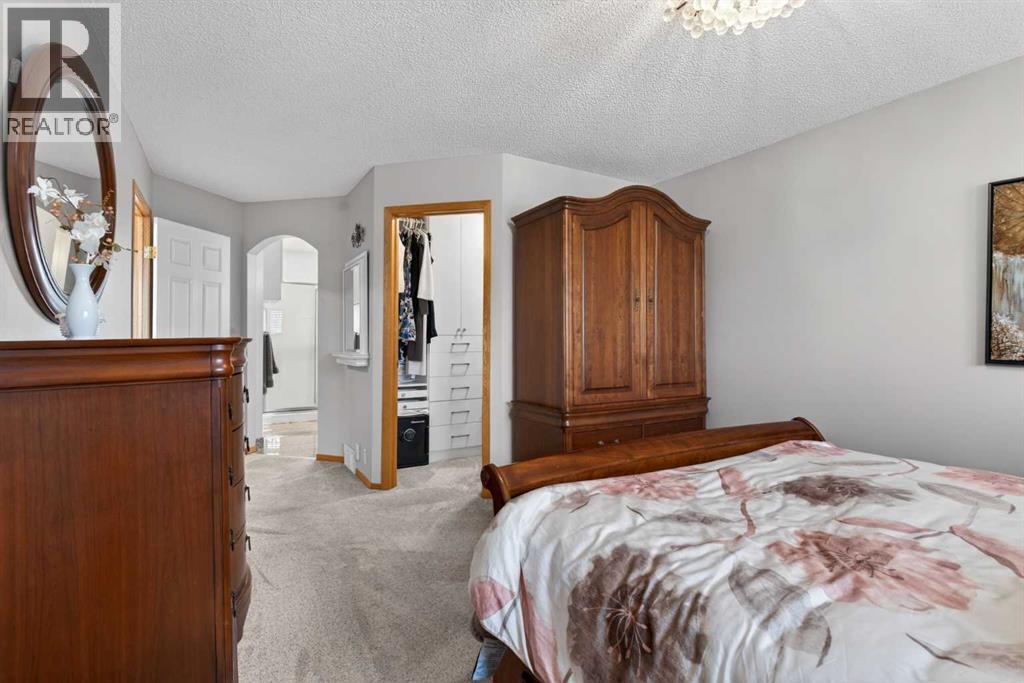 129 Bridlecreek Green Sw, Calgary, Alberta  T2Y 3N6 - Photo 16 - A2299959