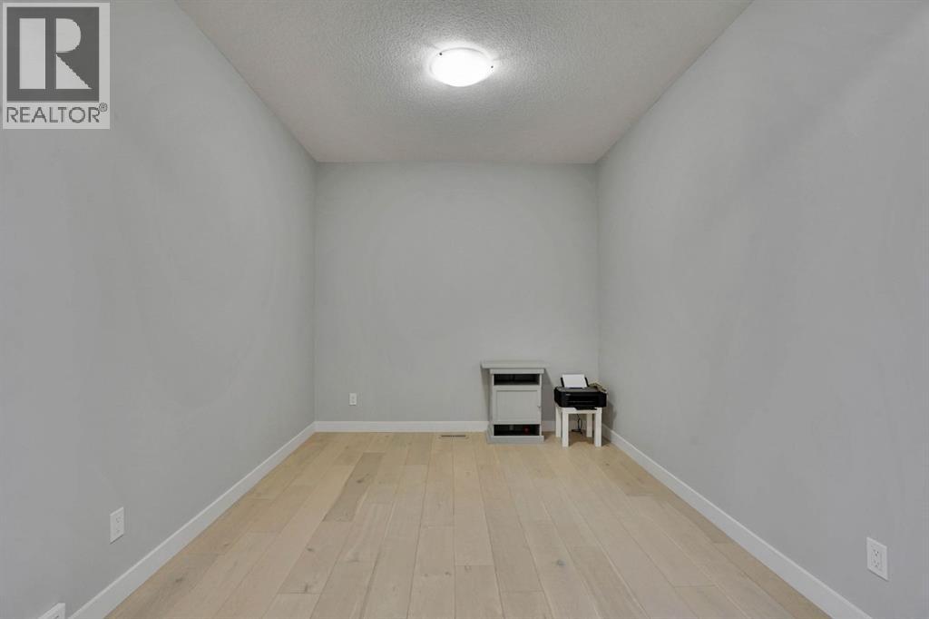 149 Belmont Villas SW, Calgary, Alberta  T2X 4W7 - Photo 5 - A2300649