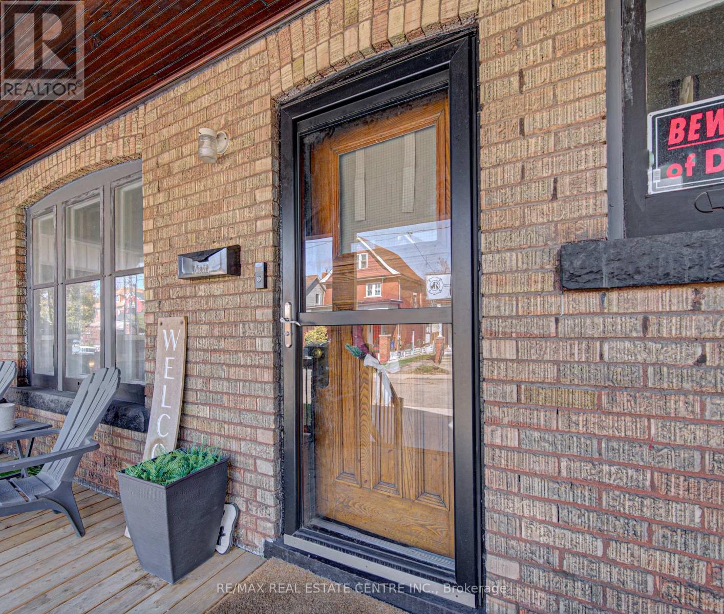 54 Belmont Avenue, Hamilton, Ontario  L8L 7M1 - Photo 6 - X12986516