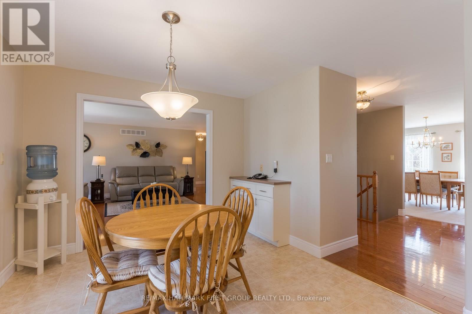 4 Bluewater Avenue, Kawartha Lakes, Ontario  K9V 0K6 - Photo 16 - X12986564