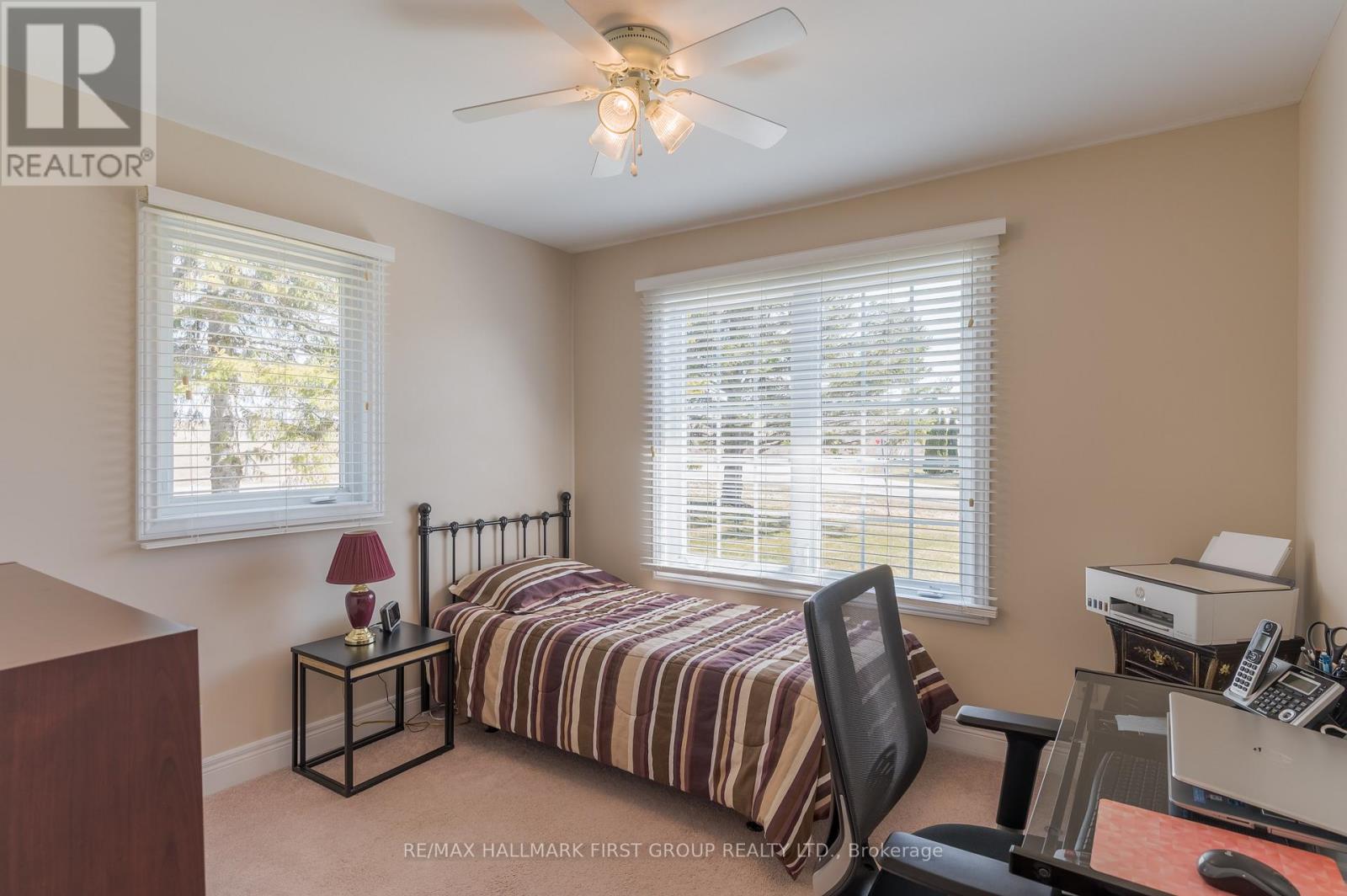 4 Bluewater Avenue, Kawartha Lakes, Ontario  K9V 0K6 - Photo 23 - X12986564