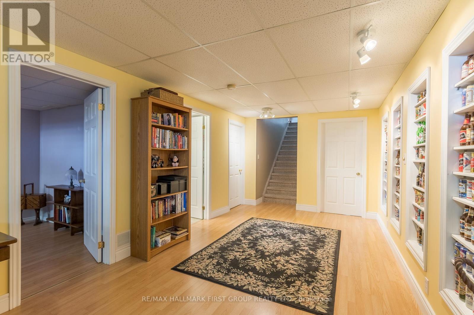 4 Bluewater Avenue, Kawartha Lakes, Ontario  K9V 0K6 - Photo 27 - X12986564